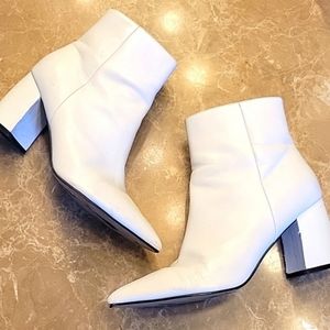 Marc Fisher White Leather Ankle Booties, Sz 9